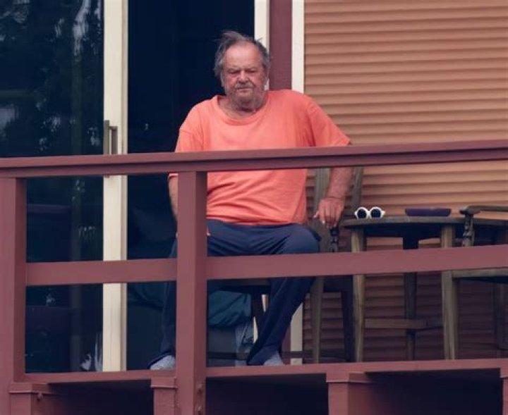 Jack Nicholson's Iconic Balcony: A Hollywood History