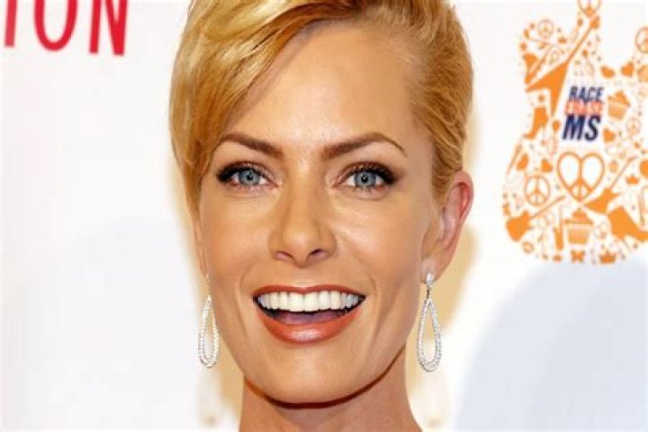 Jaime Pressly Net Worth Net Worth Lists