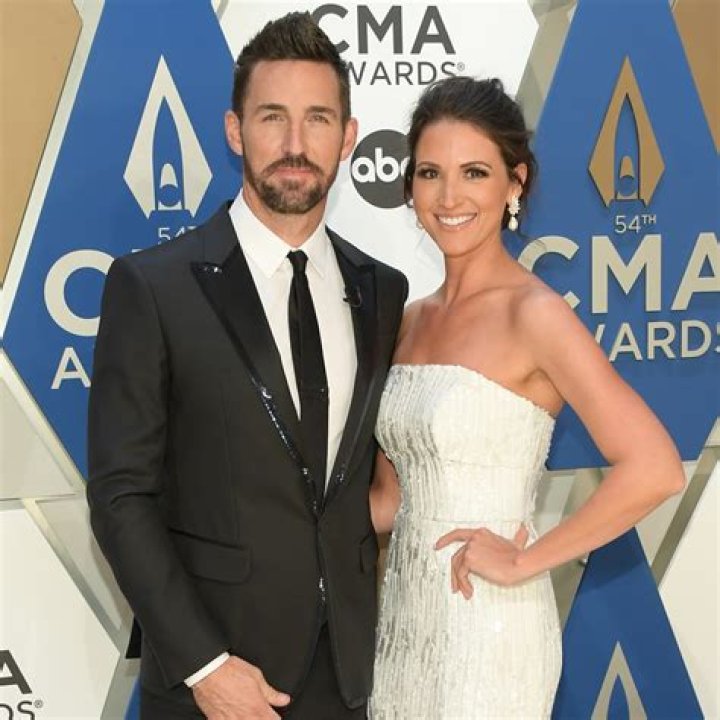 Jake Owen&rsquo;s Girlfriend Erica Hartlein Gives Birth to First Child