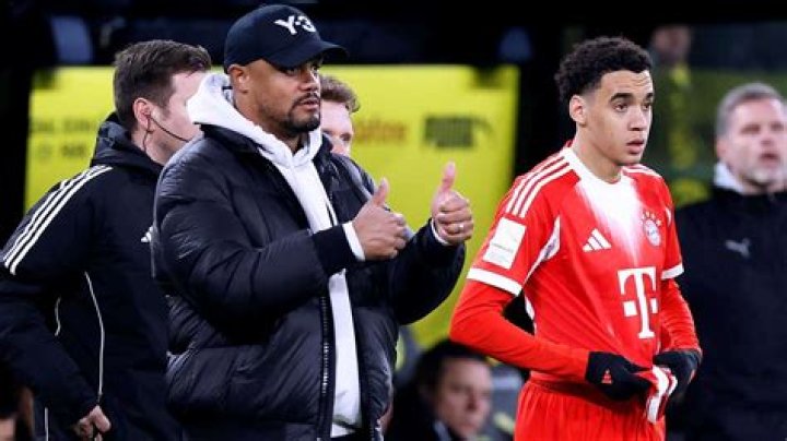 Jamal Musiala answer random question on the latest interview of Bayern