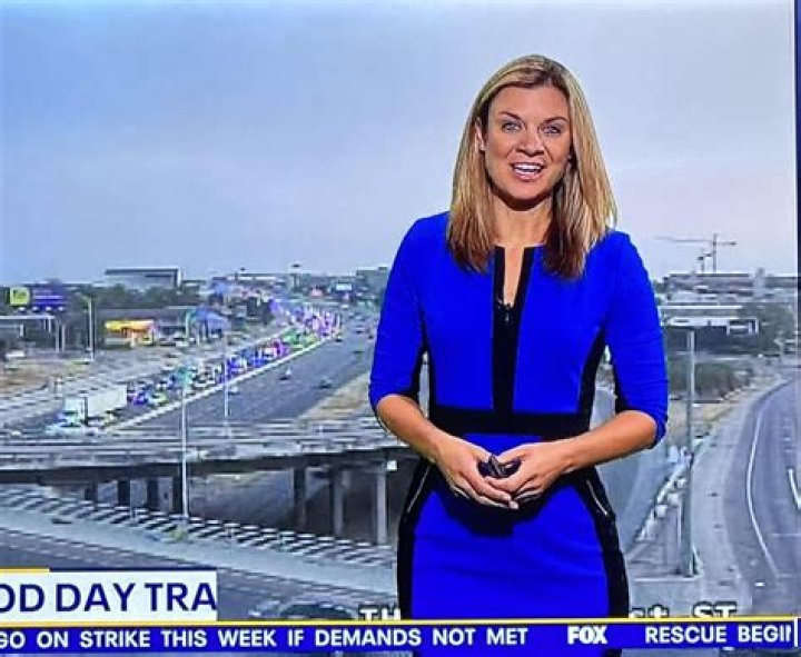 Jane Lonsdale (FOX 7) Bio, Wiki, Age, Height, Fianc&eacute;, Family, Salary, Net
