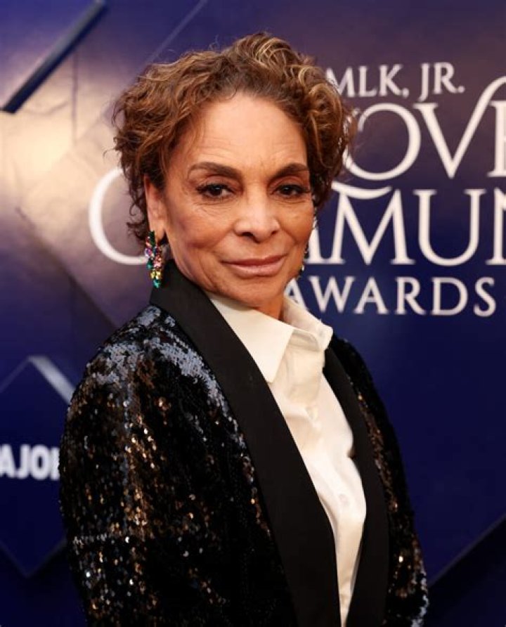 Jasmine Guy heads back to college for BET drama 'The Quad' The Salt