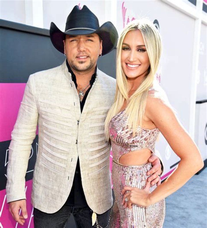 Jason Aldean and Brittany Kerr reveal their baby&rsquo;s gender