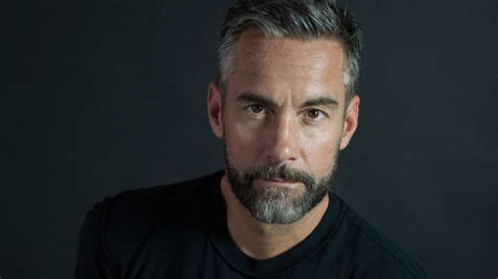 Jay Harrington Bio, Wiki, Age, Wife, Net Worth, Family, Suits, Haircut
