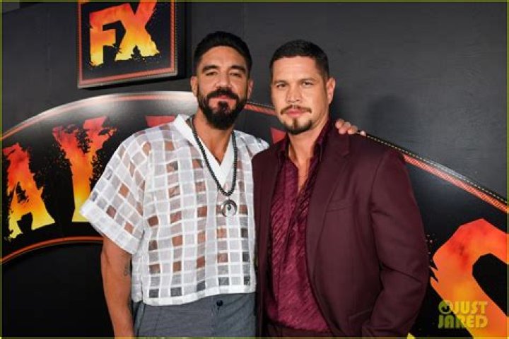 JD Pardo, Clayton Cardenas, Sarah Bolger & More Celebrate Season Four