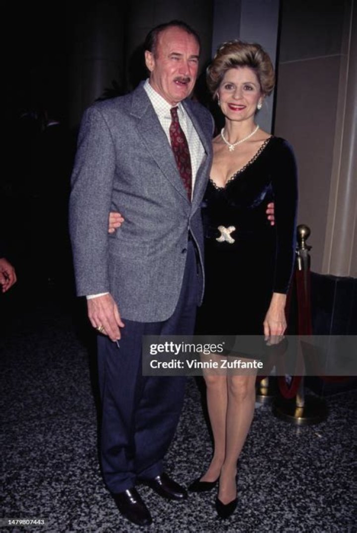 Jean Hale Google Search wife of Dabney Coleman 1970s Hairstyles