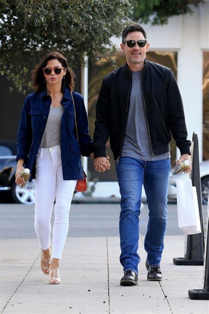Jenna Dewan and Her New Boyfriend Steve Kazee at Pressed Juicery in