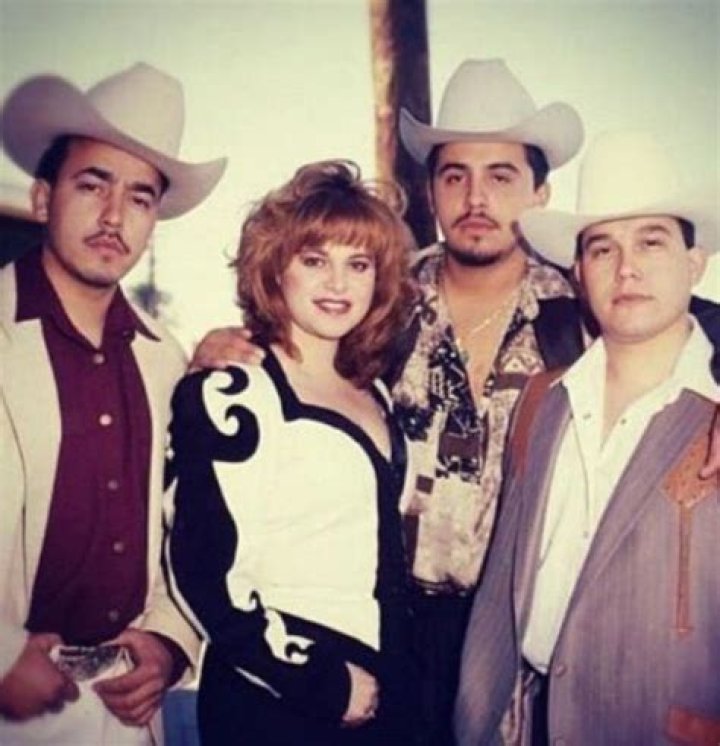 Jenni and her brothers Lupillo, Juan, & Gustavo Jenni rivera