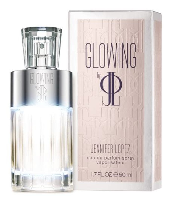 Jennifer Lopez is Glowing in her Minimal Makeup Instagram Photos