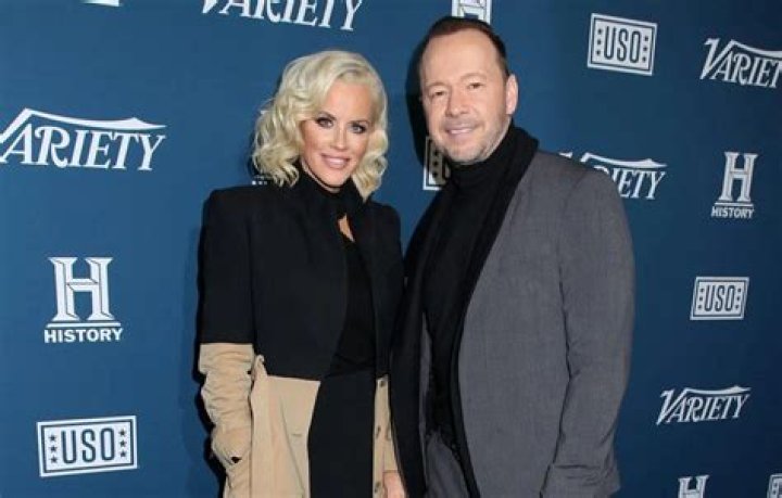 Jenny McCarthy And Donnie Wahlberg's Divorce: A Deeper Dive Into The Split