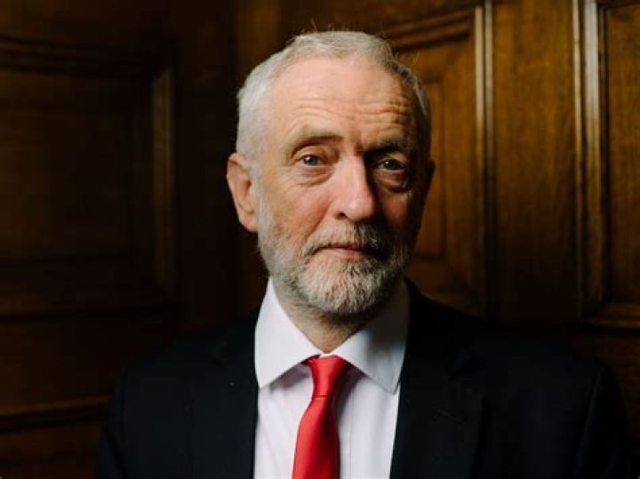 Jeremy Corbyn writes editorial on Europe in Financial Times Business