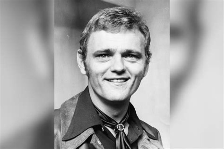 Jerry Reed Age, Death, Birthday, Bio, Facts & More Famous Deaths on