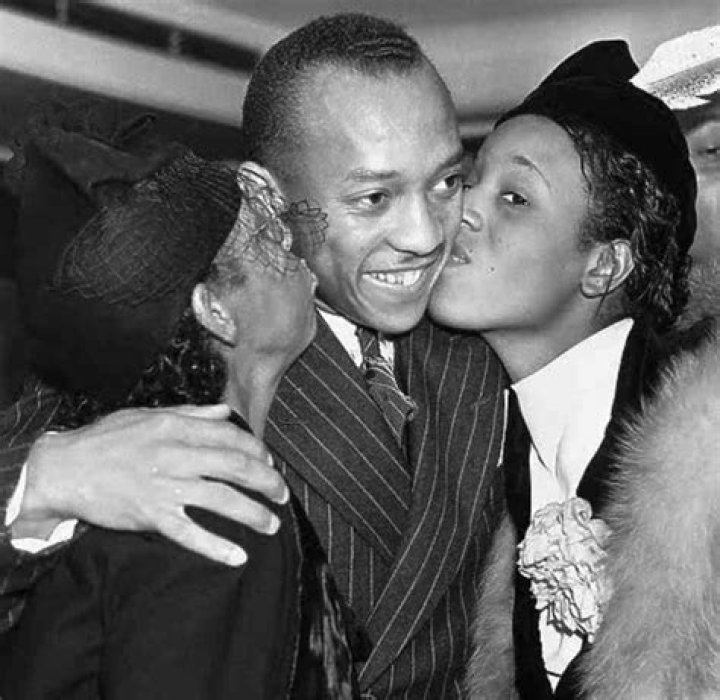 Jesse Owens and Minnie Ruth Solomon on their wedding day. How fabulous
