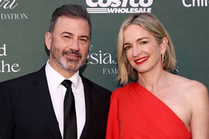 Jimmy Kimmel Age, Wife, Sons, Daughters, Family, Salary, Religion, Bio