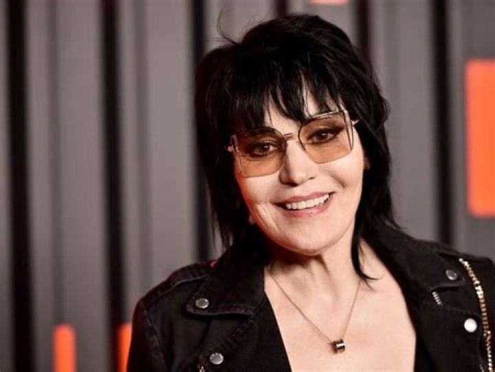 Joan Jett Age, Net worth Weight, BioWiki, Kids, Wife 2024 The Personage