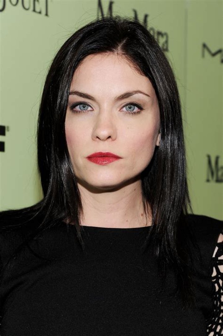 Jodi Lyn O'Keefe from 'Nash Bridges' Looks Amazing at 41 and Is a