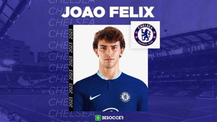 Joe Felix Signs For United Torquay United