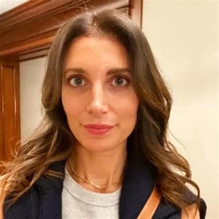Joelle Rich Height, Weight, Age, Body Statistics Safe Home DIY