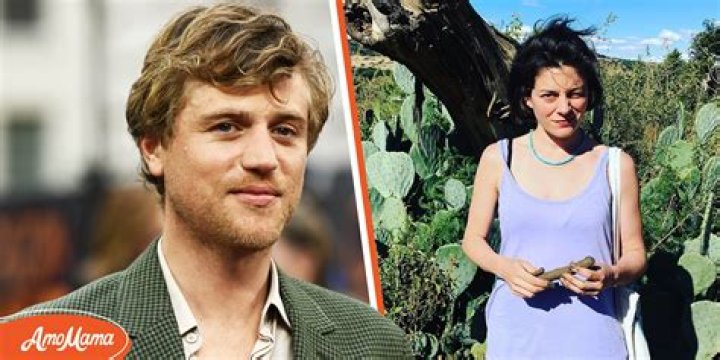 Johnny Flynn biography, wife, children, height, age, net worth, best
