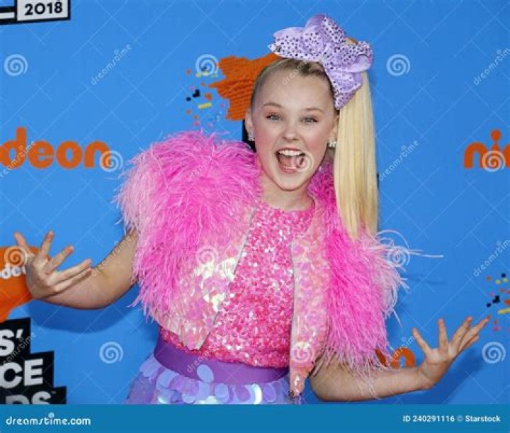JoJo Siwa Nickelodeon's Kids' Choice Awards in Los Angeles 03/11