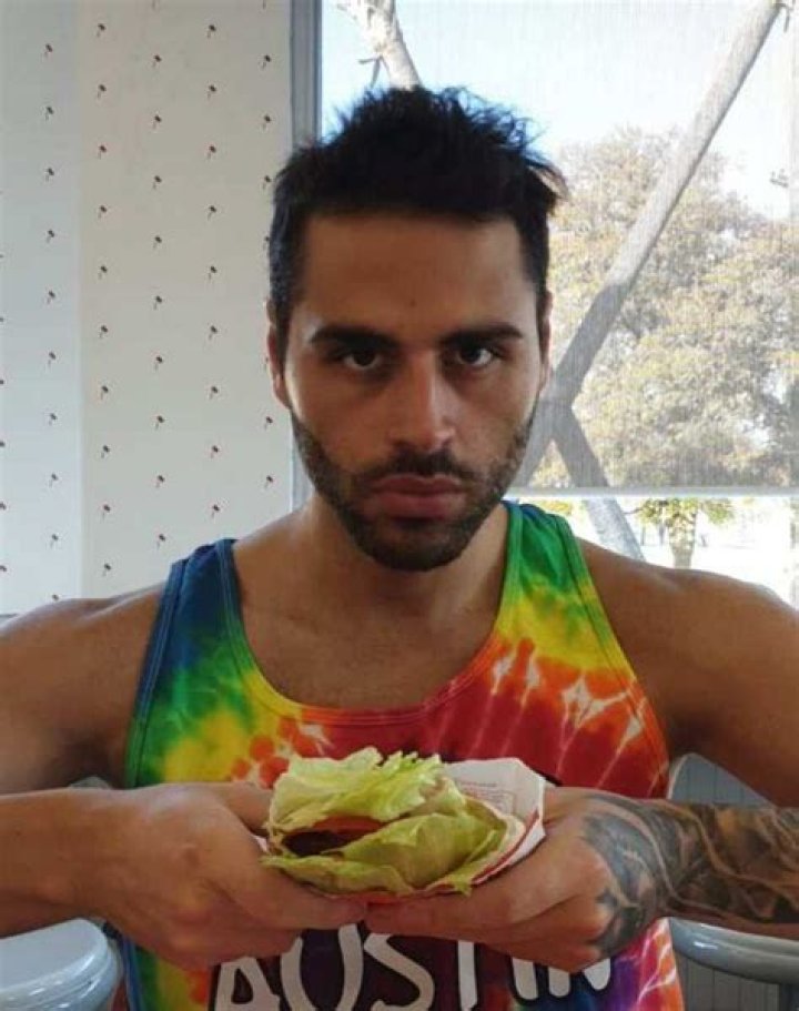 Jon Zherka 7 facts you didn't know about the Twitch IRL streamer YEN
