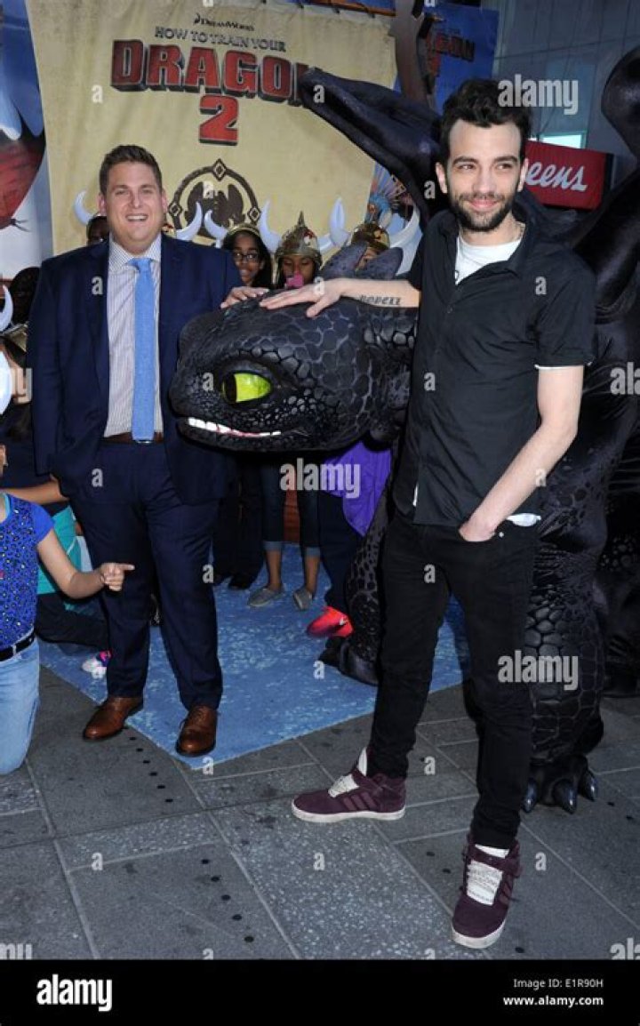 Jonah Hill & Jay Baruchel Gather the Kids For 'How to Train Your Dragon