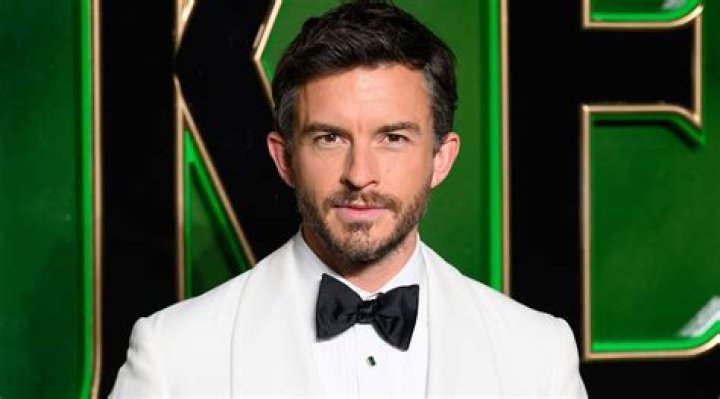 Jonathan Bailey Set To Star With Matt Bomer in Fellow Travelers