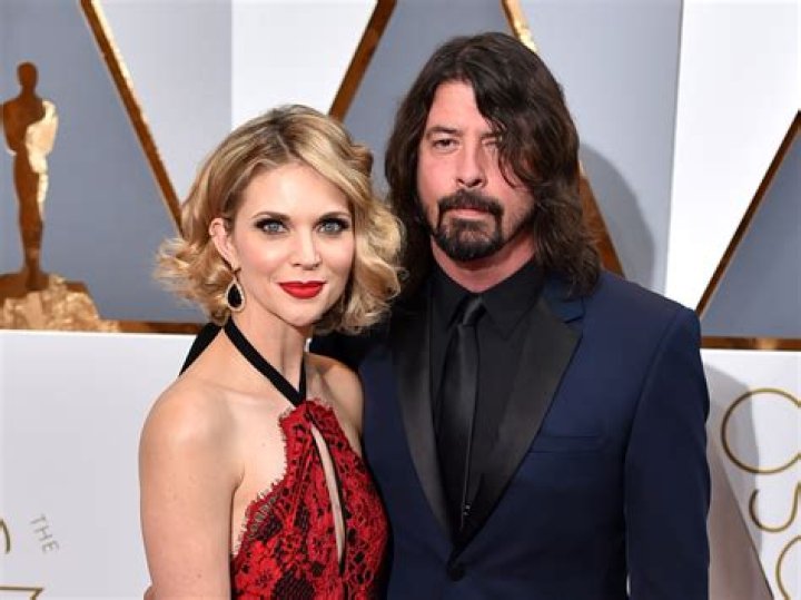 Jordyn Blum's biography what is known about Dave Grohl's wife? Legit.ng