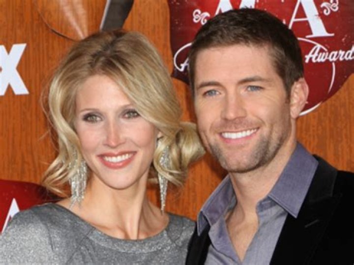 Josh Turner and his wife, Jennifer and their son Hampton Otis Turner at