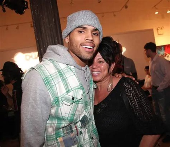 Joyce Hawkins Age, Height, Net Worth, Chris Brown, Family Stark Times