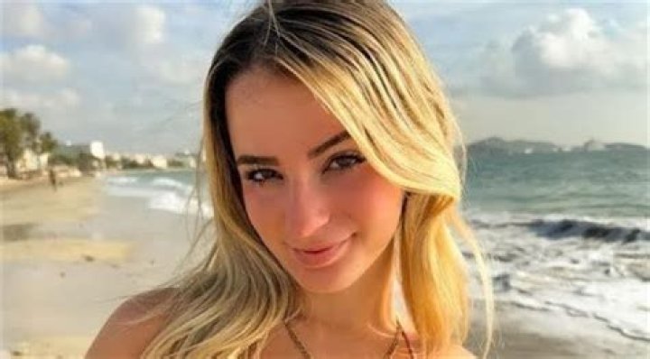 Kaitlynkrems Leak Video Nipslip Show Off Big Boobs In Bath Xx Tik My