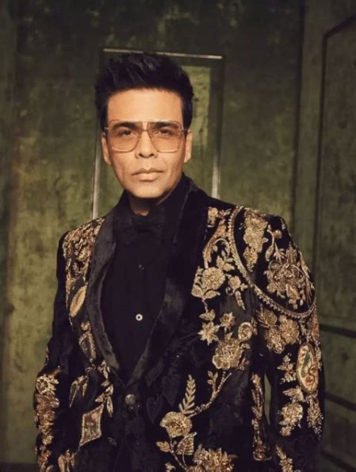Karan Johar is a virgin till date due to Akshay Kumar's wife Twinkle