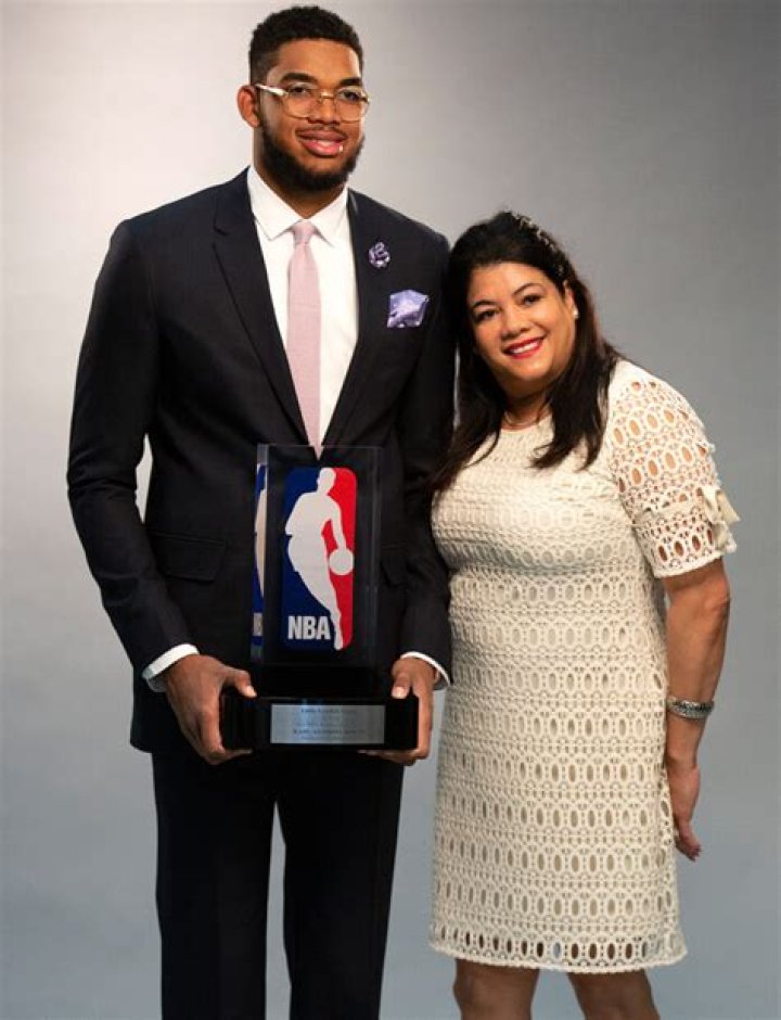 KarlAnthony Towns Mother of NBA player dies due to complications from