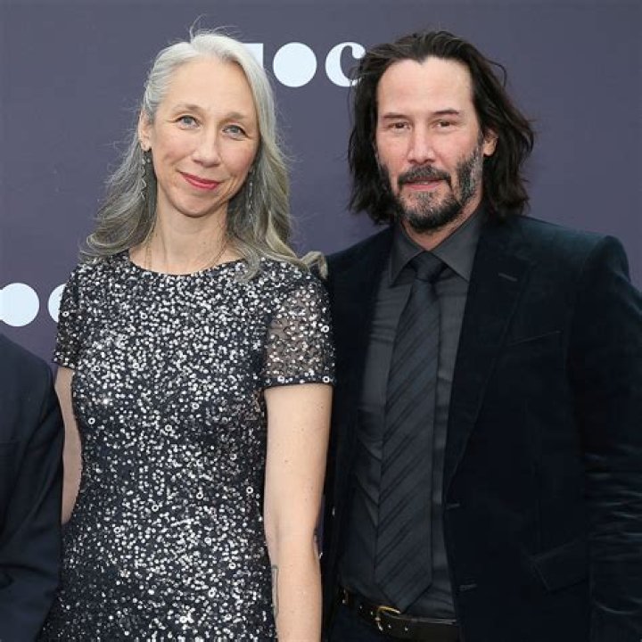 Keanu Reeves Lost Wife And Child Peter Gray