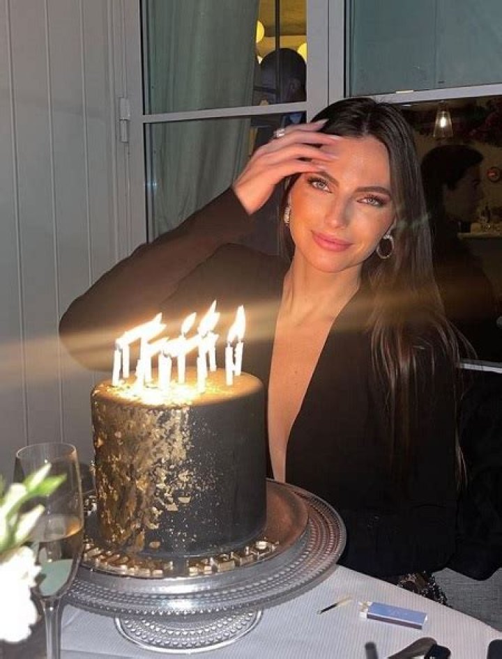 Kelly Piquet (Blogger) Age, Birthday, Bio, Facts, Family, Net Worth