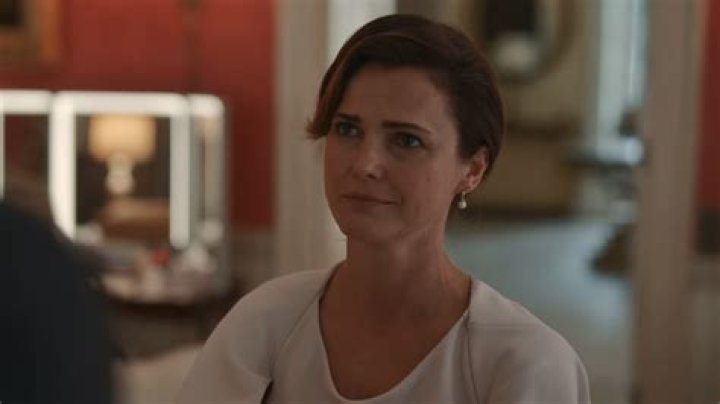 Keri Russell Walks First Red Carpet Since Giving Birth