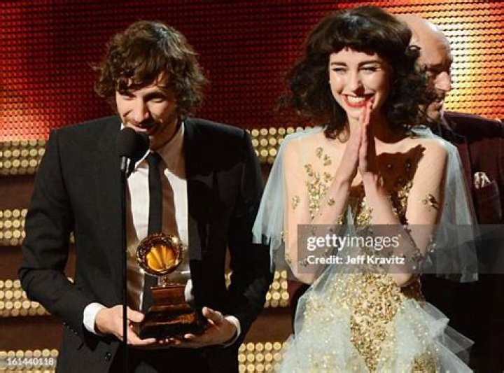 Kimbra &lsquo;Replay!&rsquo; Fans Praise Singers &lsquo;Artistic Growth&rsquo; in New Music
