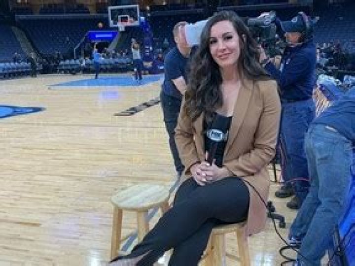 KJ Wright Memphis Grizzlies Reporter r/newswomen_hd
