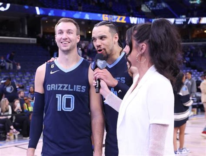 KJ Wright, Memphis Grizzlies Team Reporter and Podcast Host Hoop Sto