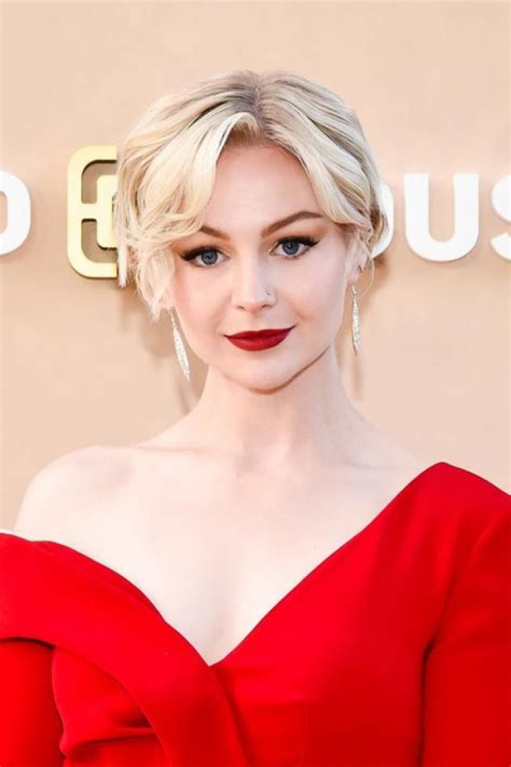 Kris Collins &mdash; Bio, Parents, TikTok career, Boyfriend, Net worth