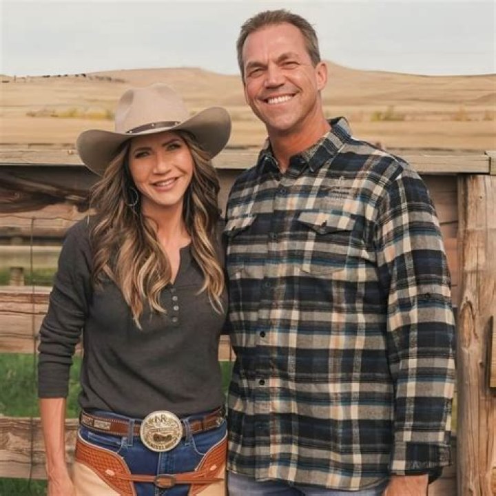 Kristi Noem Net Worth Husband Parents Age Wiki The Best Porn Website