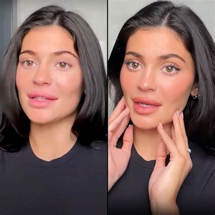 Kylie Jenner Says She's Gained 15 Pounds, Flaunts Abs in Skinny Jeans