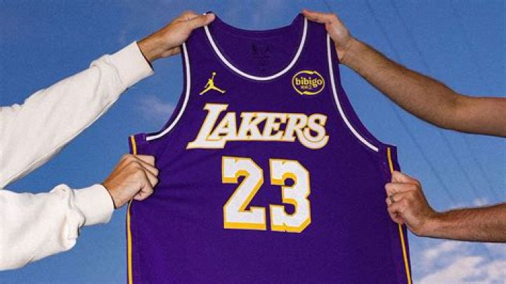 Lakers' Anthony Davis lists SoCal house for 8 million Los Angeles Times