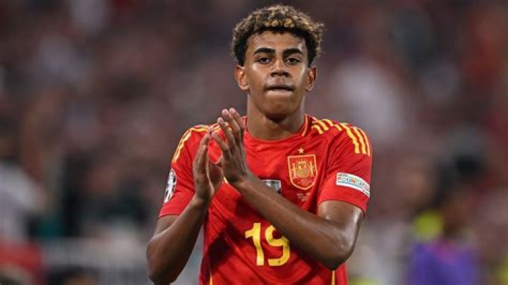 Lamine Yamal hace historia ya es el futbolista m&aacute;s joven en jugar y