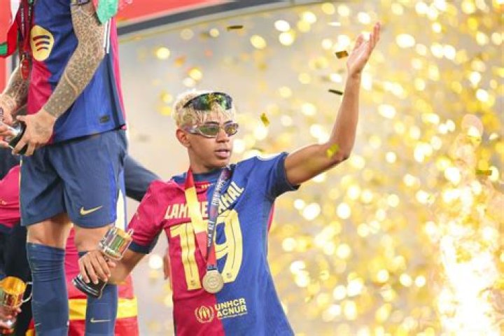 Lamine Yamal Sosok Pemain Barcelona Biodata Lengkap dan Sepak