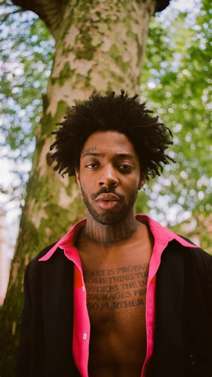 Latest on Brent Faiyaz bio News Pictures, Music November 2022