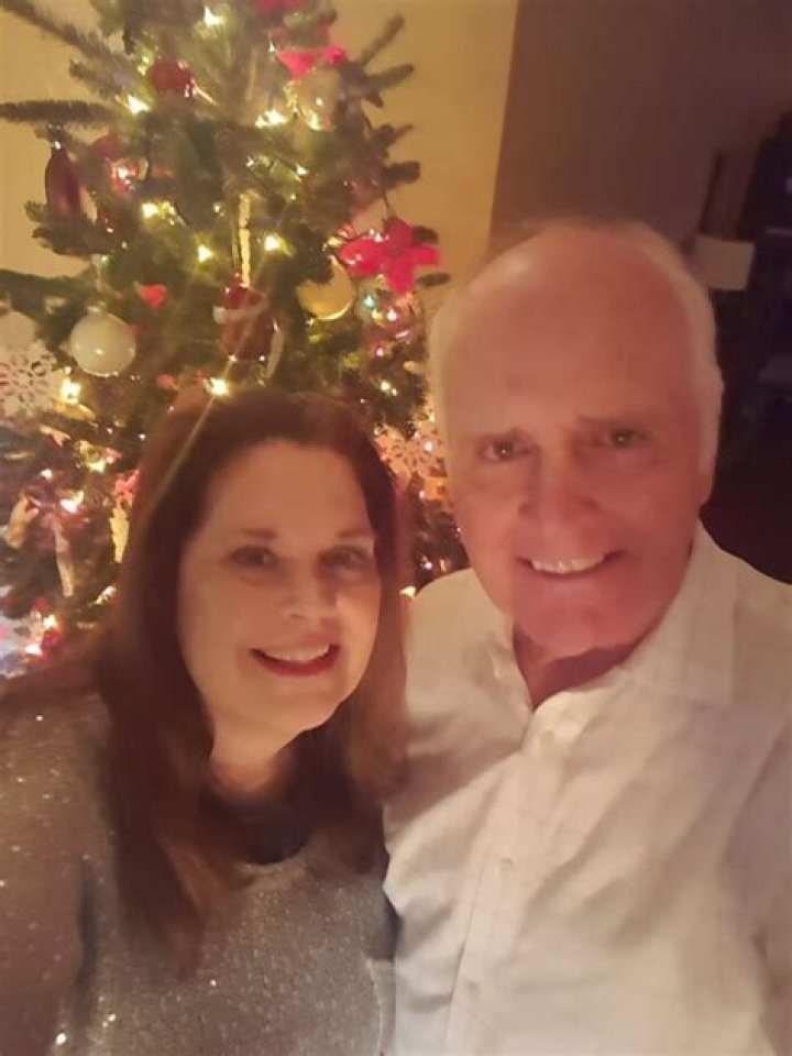 Laura Baugh Husband Is Golfer Still Married To Bobby Cole?