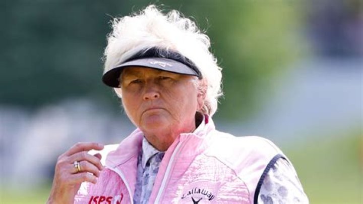 Laura Davies &iacute; s&ouml;gub&aelig;kurnar