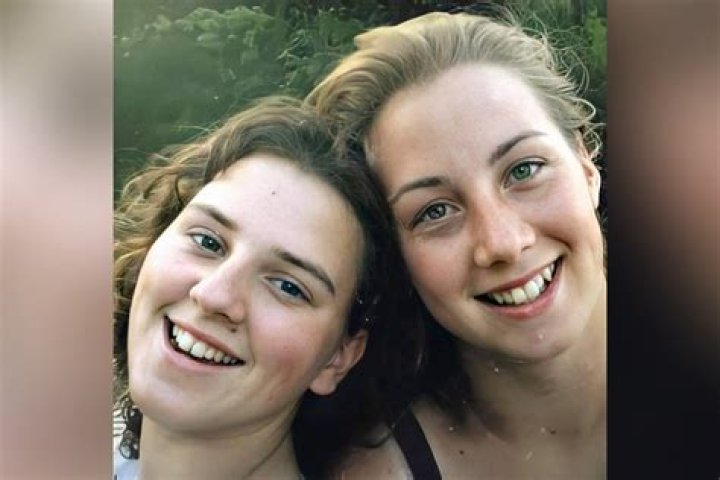 Lauria Bible and Ashley Freeman From The Ashes The Unfound Podcast