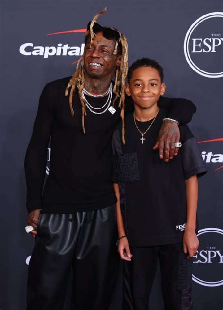 Lil Wayne & His Fianc&eacute;e La'Tecia Thomas Go Instagram Official iHeart